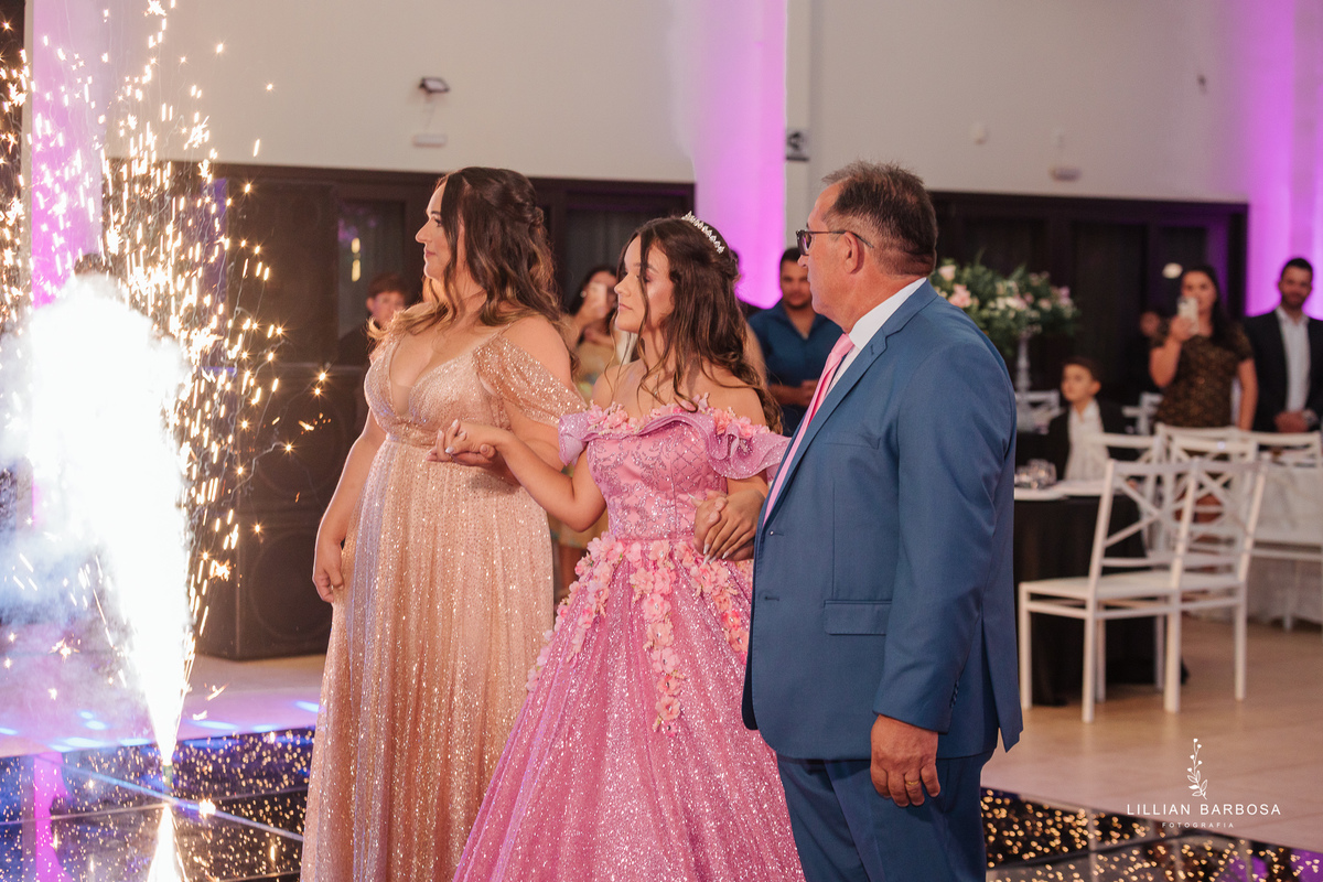 festa-de-15-anos-lillian-barbosa