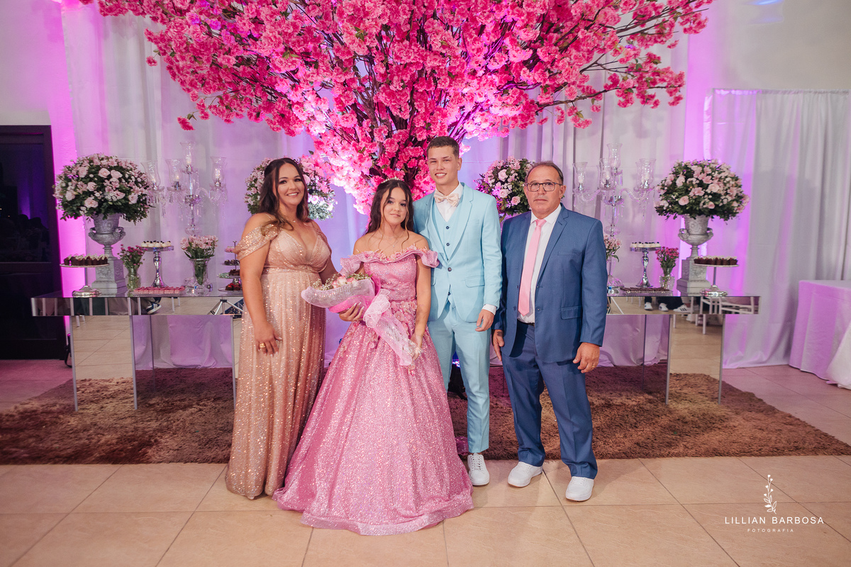 festa-de-15-anos-lillian-barbosa