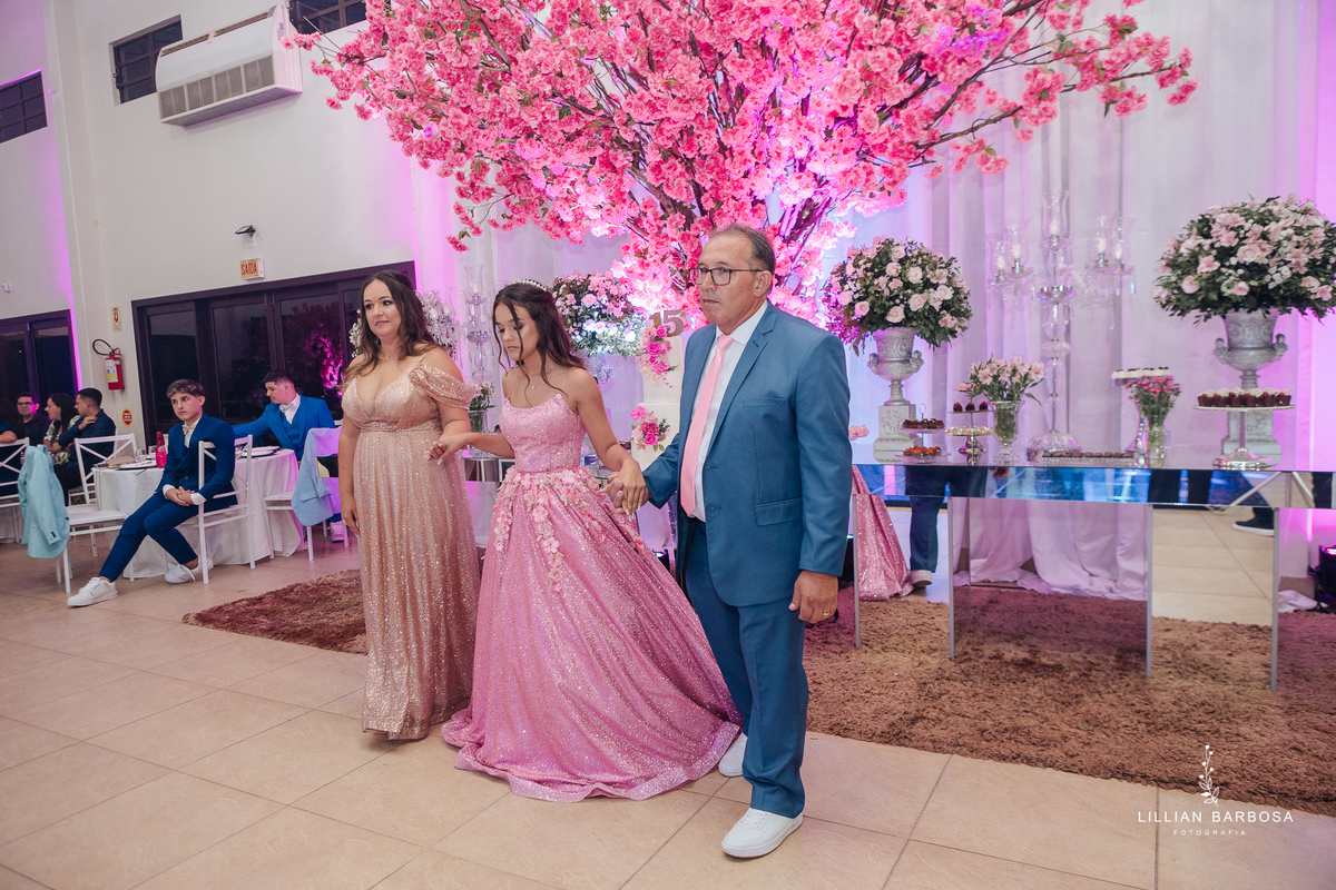 festa-de-15-anos-lillian-barbosa