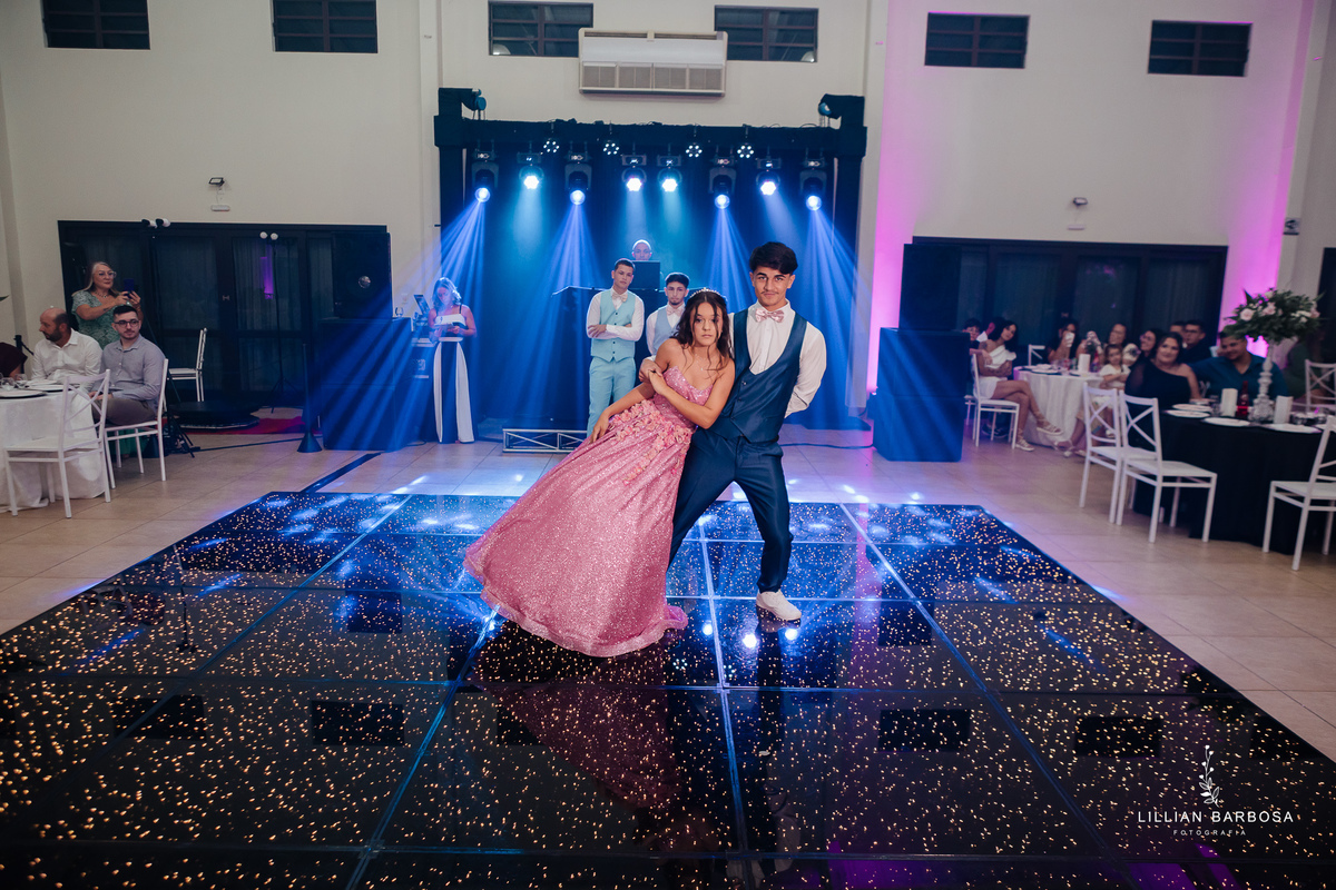 festa-de-15-anos-lillian-barbosa