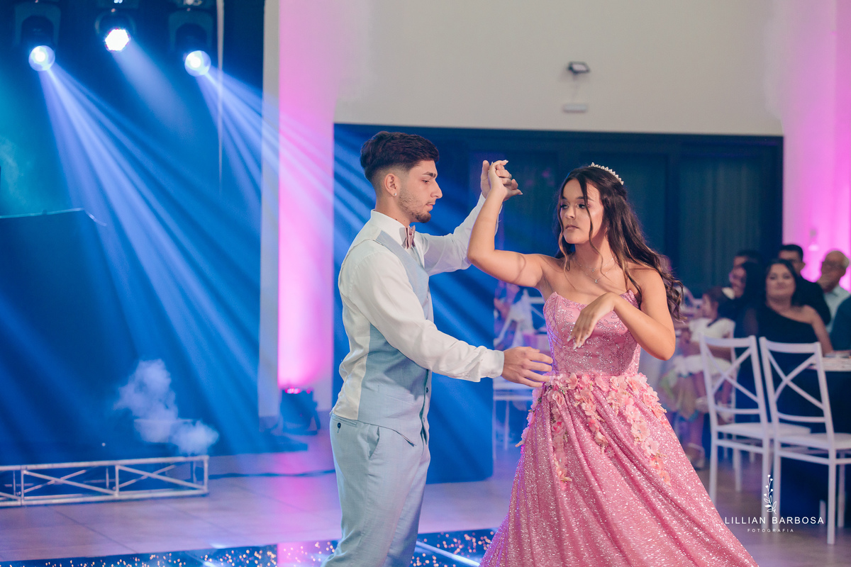 festa-de-15-anos-lillian-barbosa