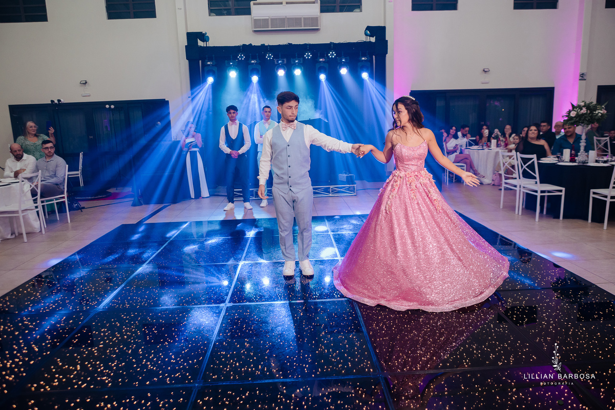 festa-de-15-anos-lillian-barbosa