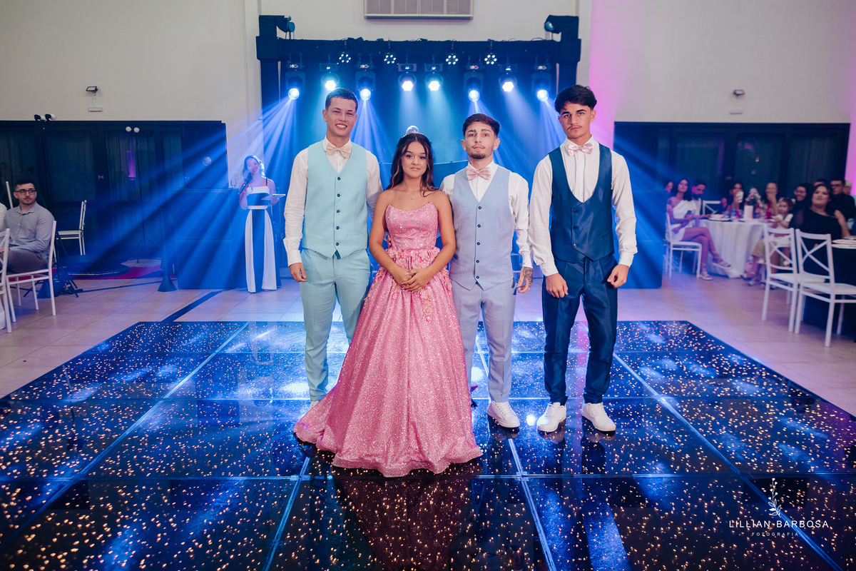 festa-de-15-anos-lillian-barbosa