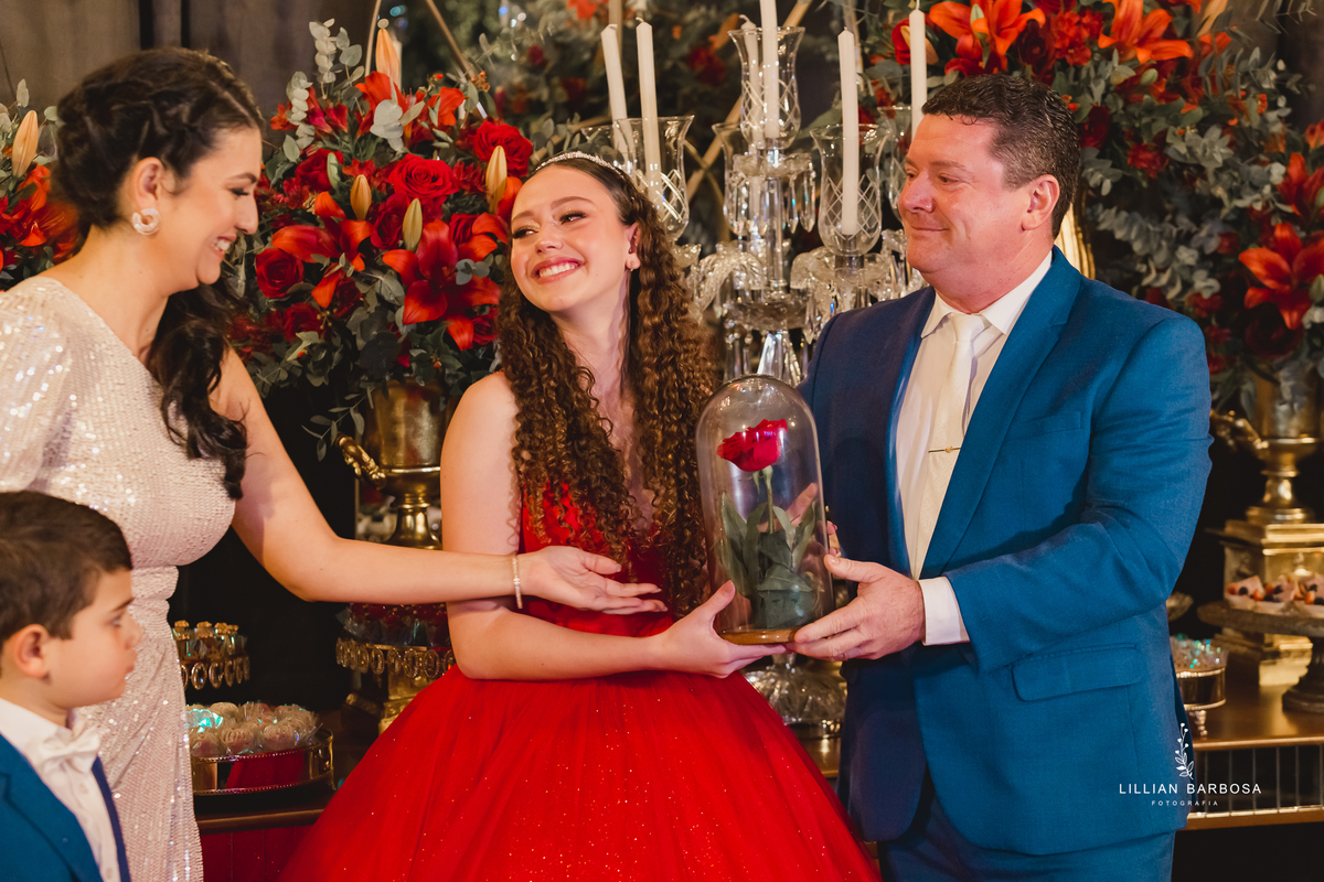 festa-de-15-anos-lillian-barbosa