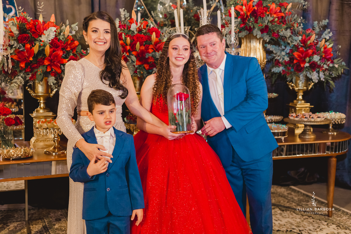 festa-de-15-anos-lillian-barbosa