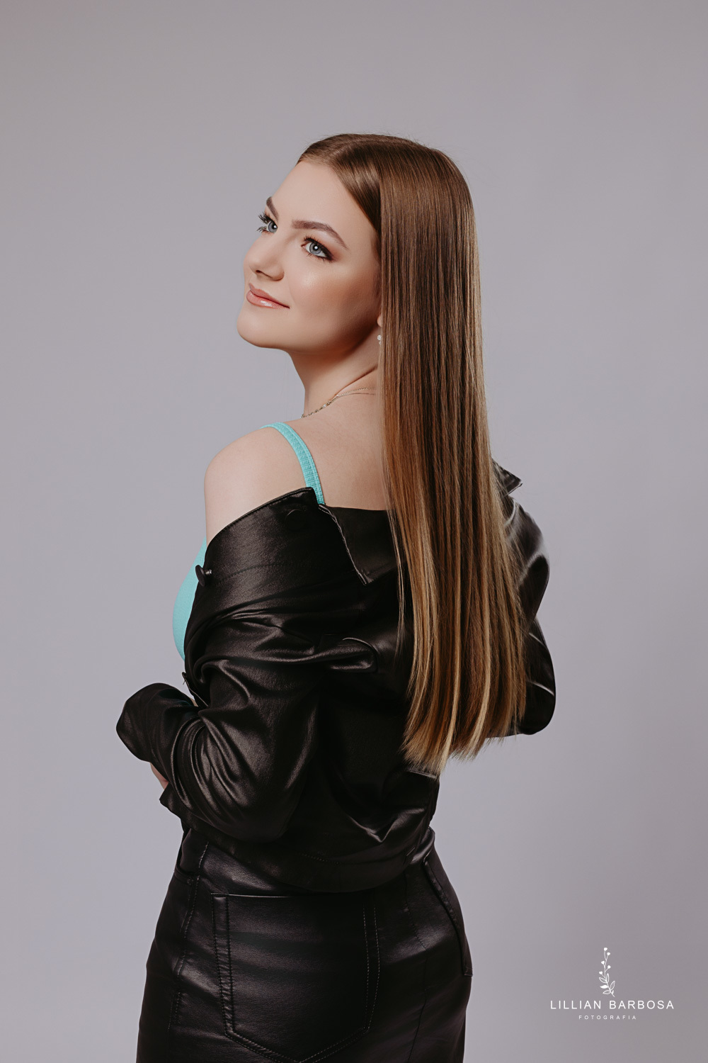 ensaio-de-18-anos-no estudio-lillian-barbosa