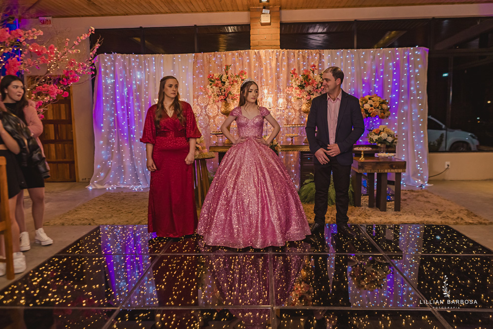festa-de-15-anos-lillian-barbosa
