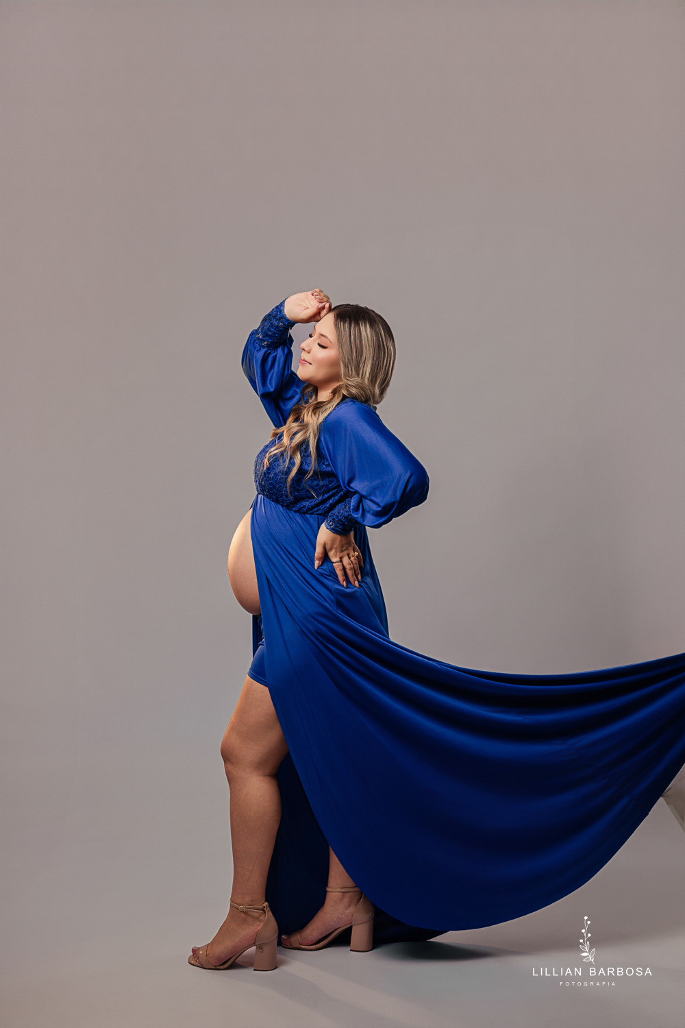 ensaio-de-gestante-vestido-azul-lillian-barbosa