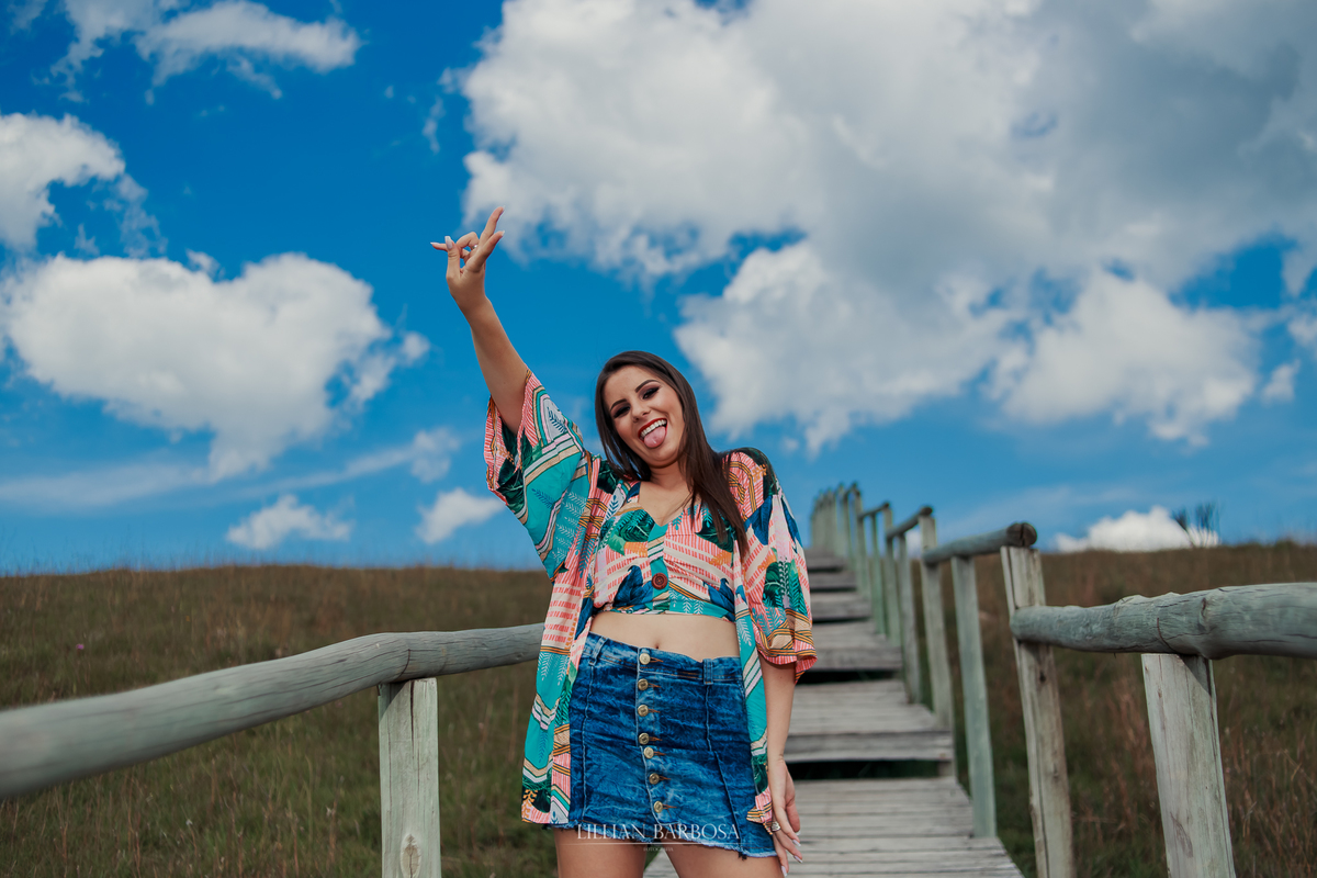 ensaio externo de quinze anos serra do rio do rastro parque eolico