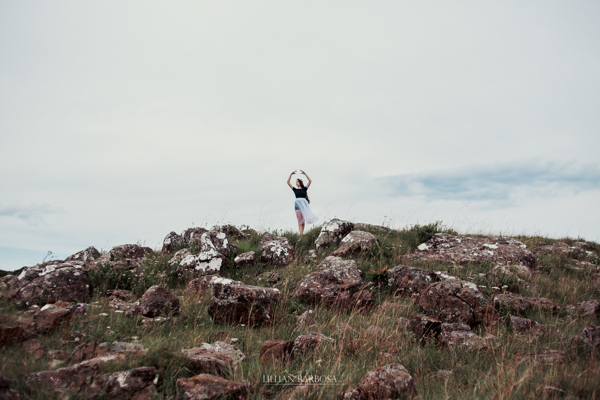 Ensaio de quinze anos na serra do rio do rastro bailarina