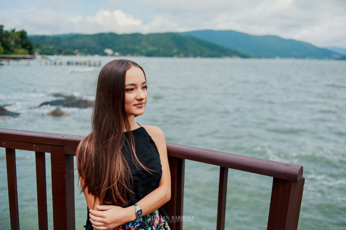 ensaio externo de 15 anos na ilha de florianopolis fifteens da lillian barbosa fotografia praia
