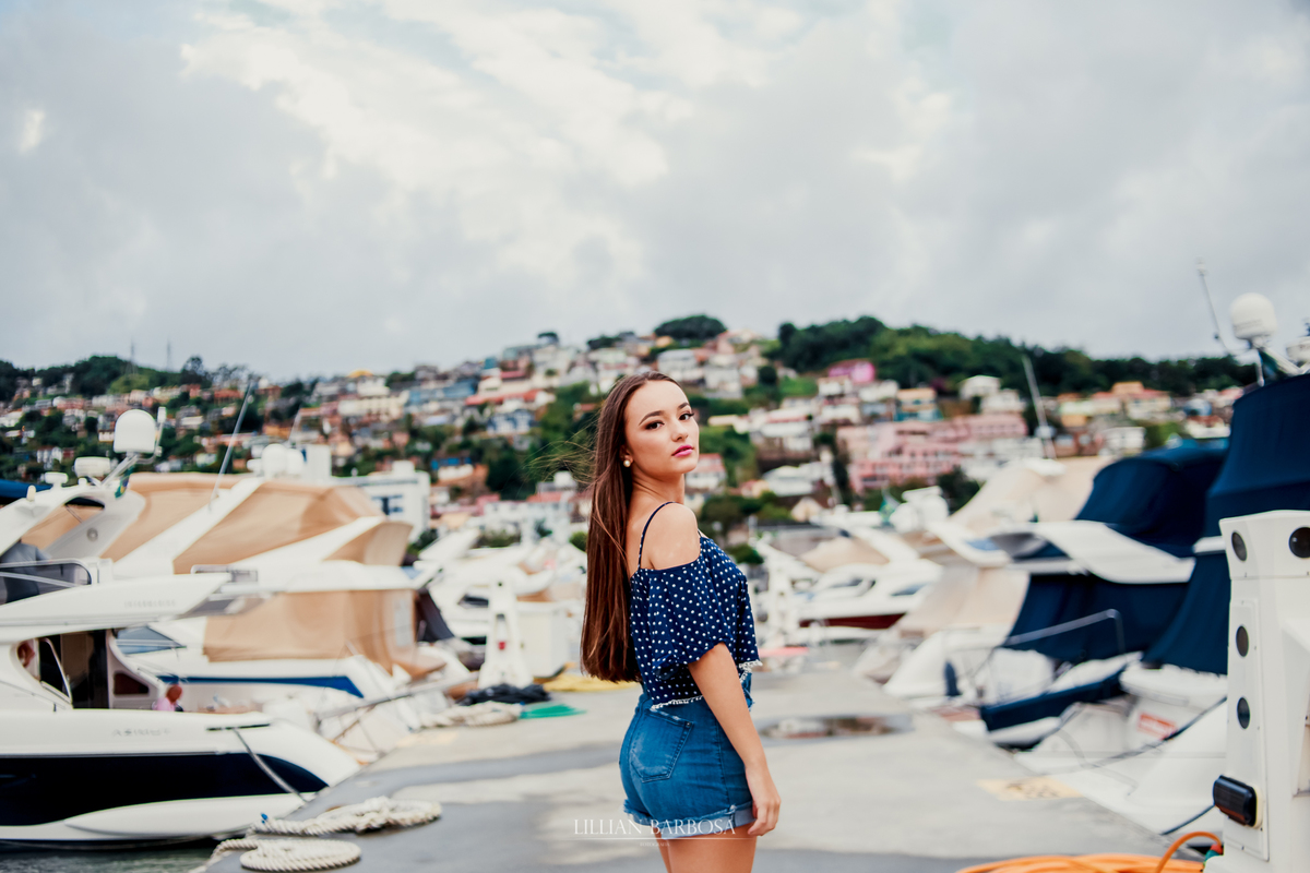 ensaio externo de 15 anos na ilha de florianopolis fifteens da lillian barbosa fotografia  iate clube