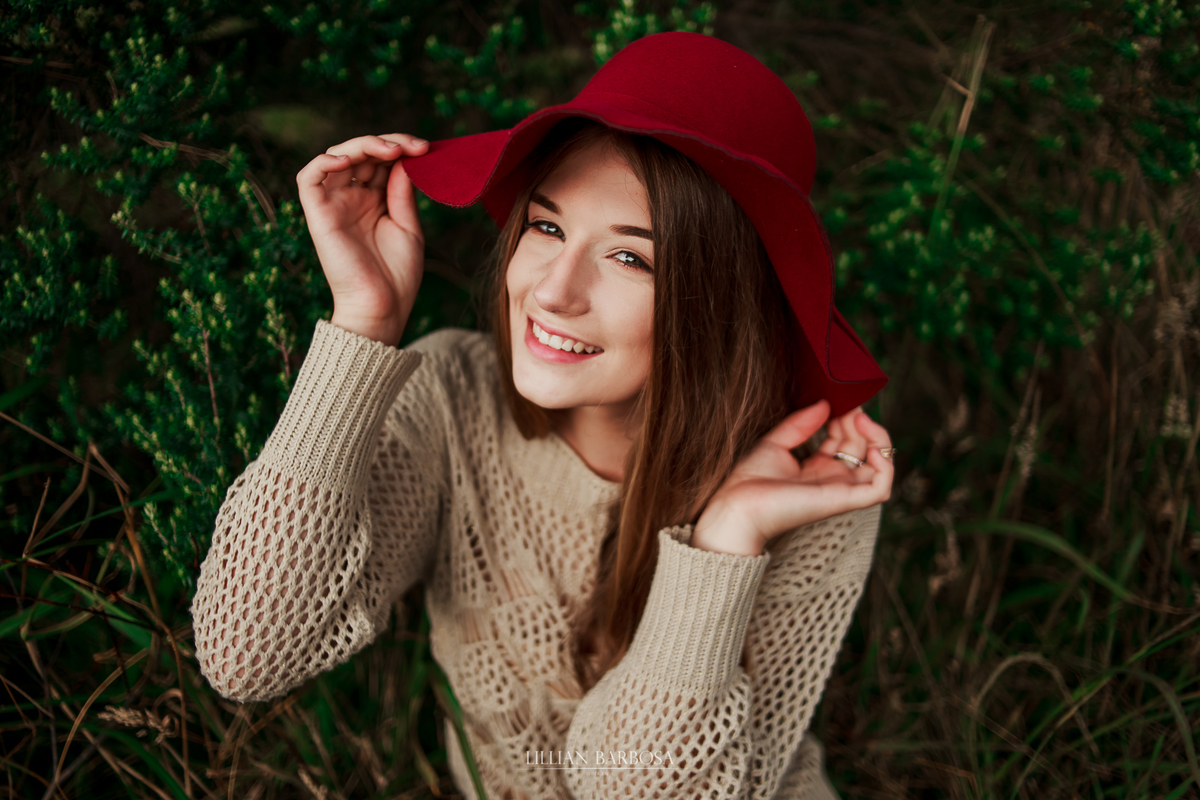 Ensaio externo de 15 anos na serra do rio do rastro com chapeu