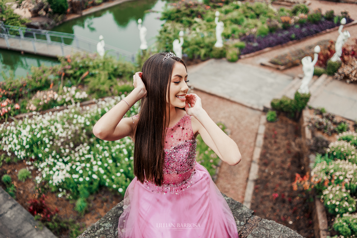 fotógrafa-lillian-barbosa-book-15-anos-com-chuva-castelo-belvedere-treze-de-maio-sc-1