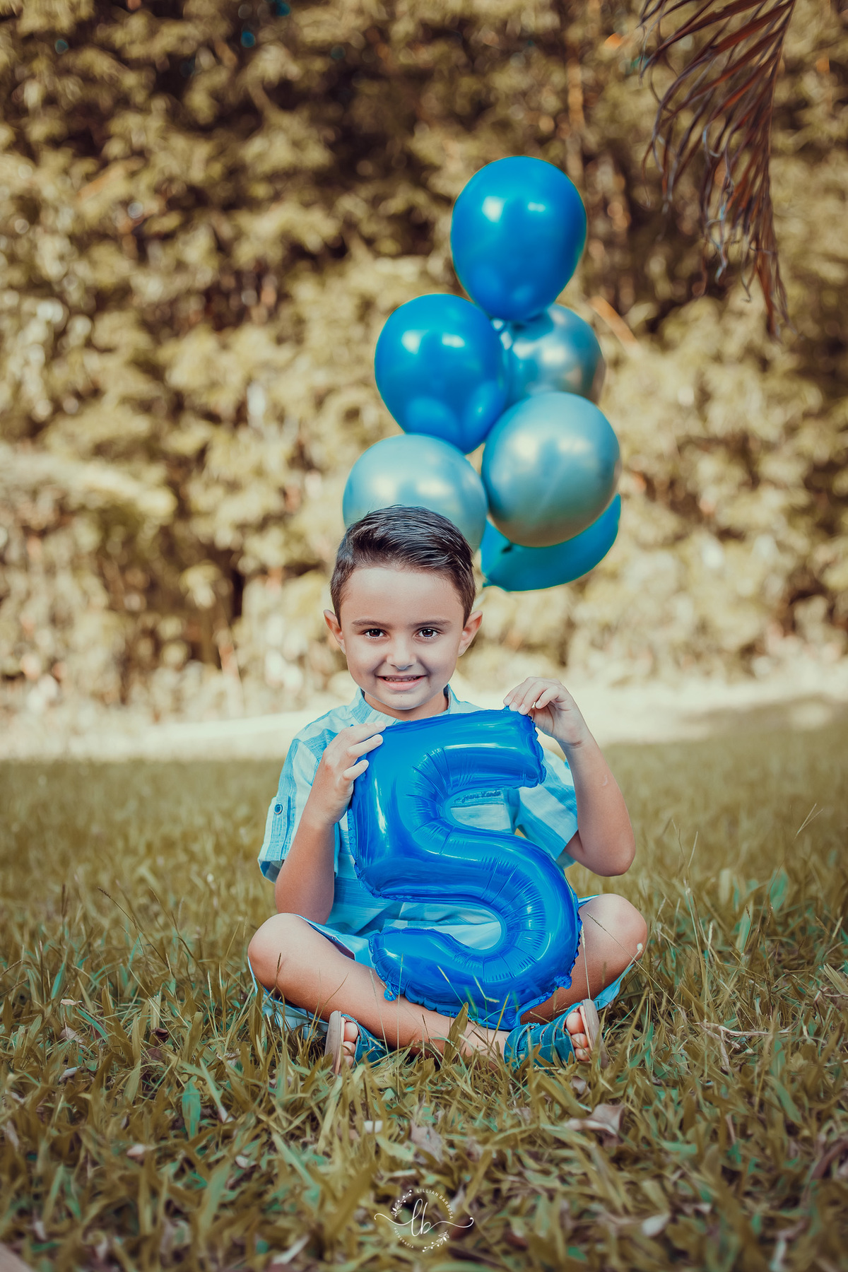 Lorenzo vai fazer 2!!

Em uma manhã com tempo agradável, em um lugar bem verde com vista para a Serra do Rio do Rastro foi cenário para as fotos  desse príncipe, que além de muito fofo, tem uma energia para correr, ele não parou um segundo, o que foi dema
