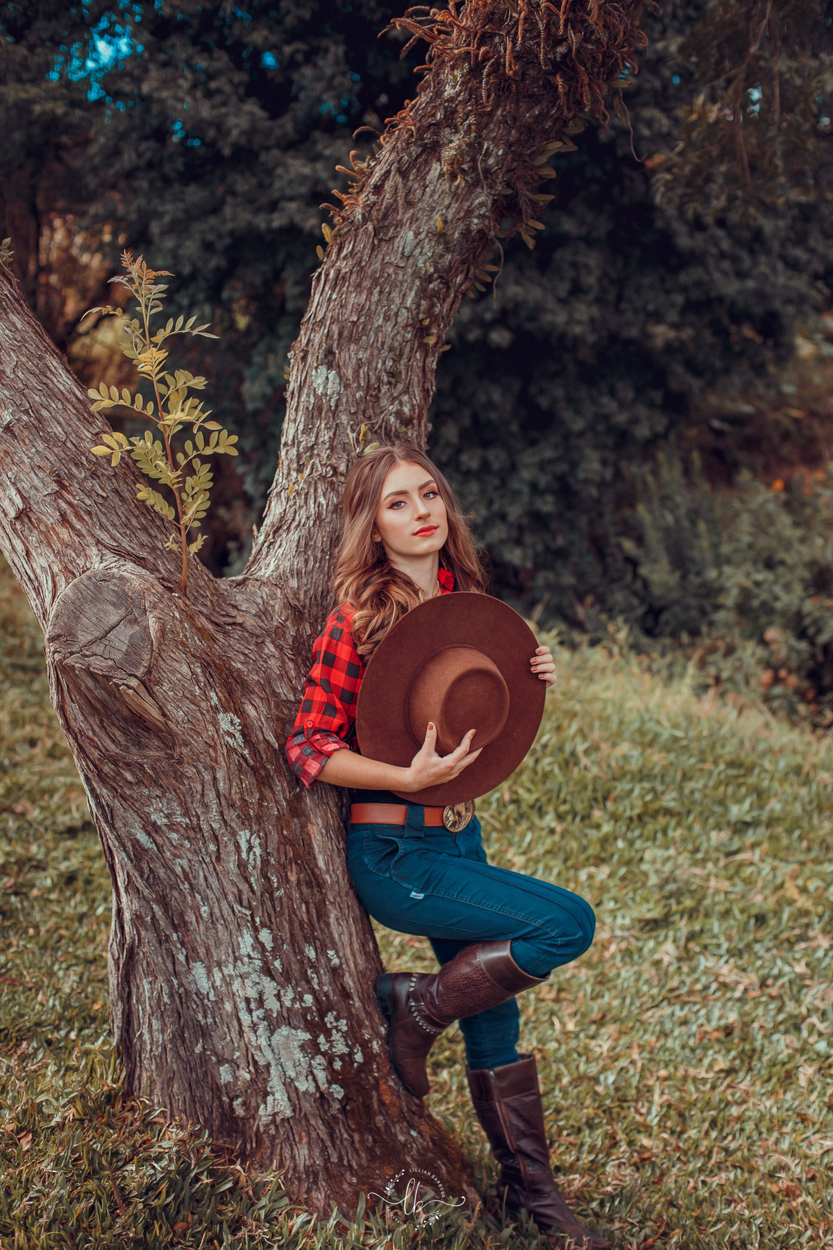 ensaio de 15 anos com cavalo em Urubici, SC, Brasil, Serra do Corvo Branco, fotografa Lillian Barbosa