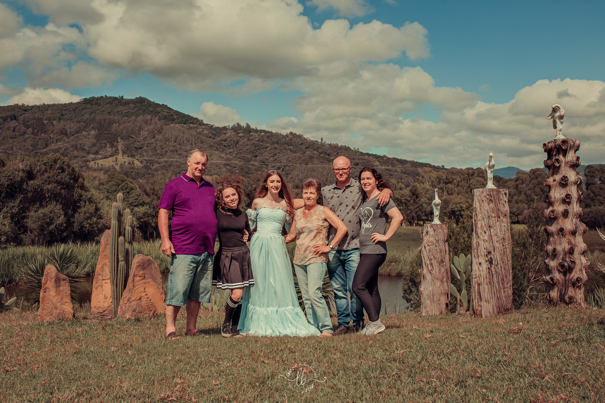 ensaio de 15 anos com cavalo em Urubici, SC, Brasil, Serra do Corvo Branco, fotografa Lillian Barbosa
