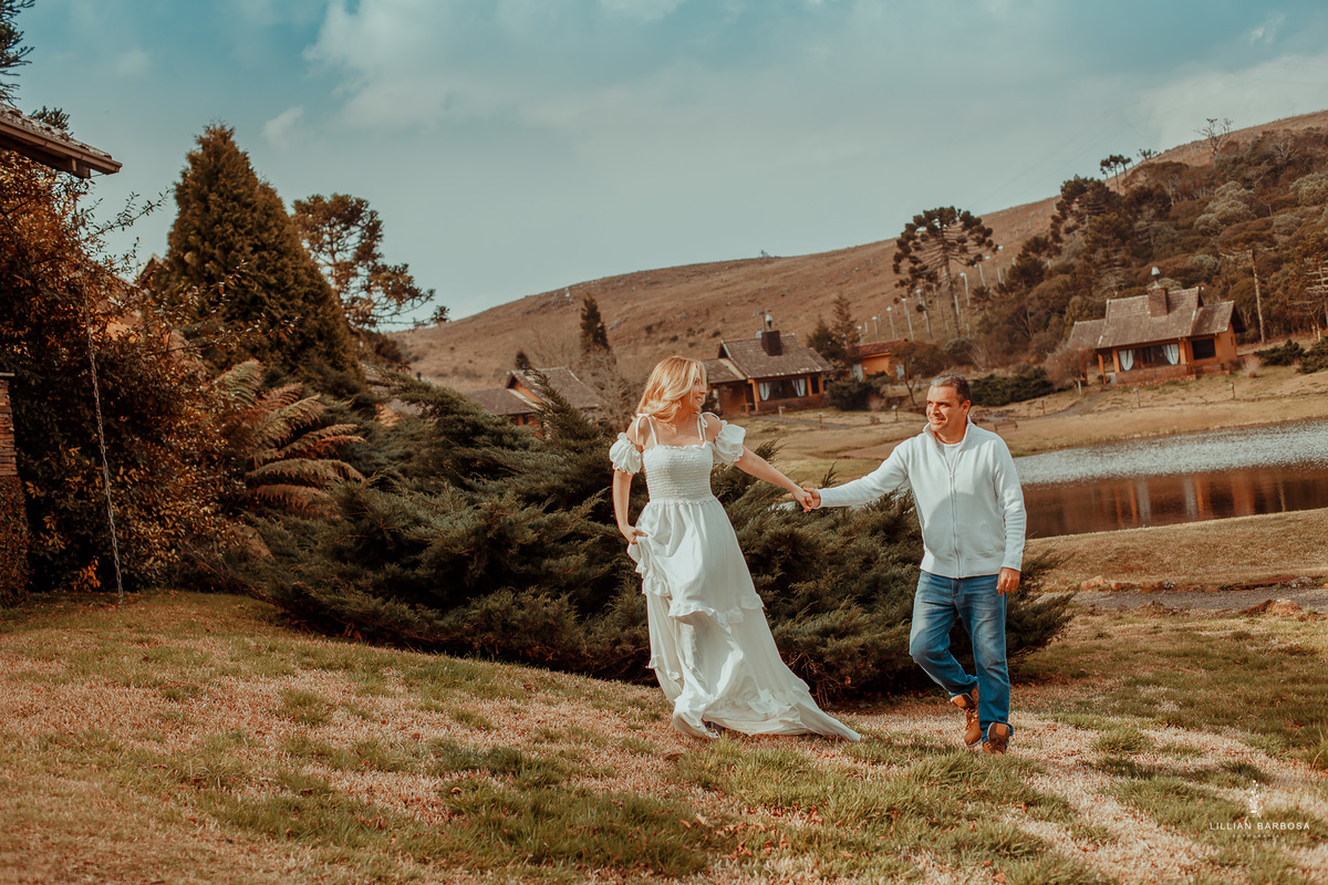Ensaio-fotografico-casal-eco-resort-rio-do-rastro-fotografa-lillian-barbosa-fotos-no-resort-rio-do-rastro-bom-jardim-da-serra