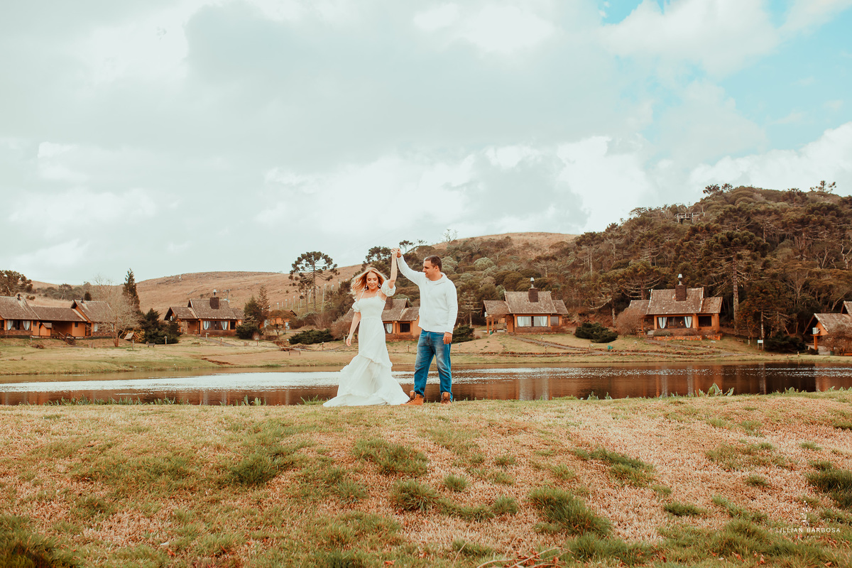 Ensaio-fotografico-casal-eco-resort-rio-do-rastro-fotografa-lillian-barbosa-fotos-no-resort-rio-do-rastro-bom-jardim-da-serra