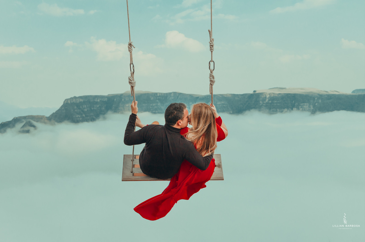 Ensaio-fotografico-casal-eco-resort-rio-do-rastro-fotografa-lillian-barbosa-fotos-no-resort-rio-do-rastro-bom-jardim-da-serra