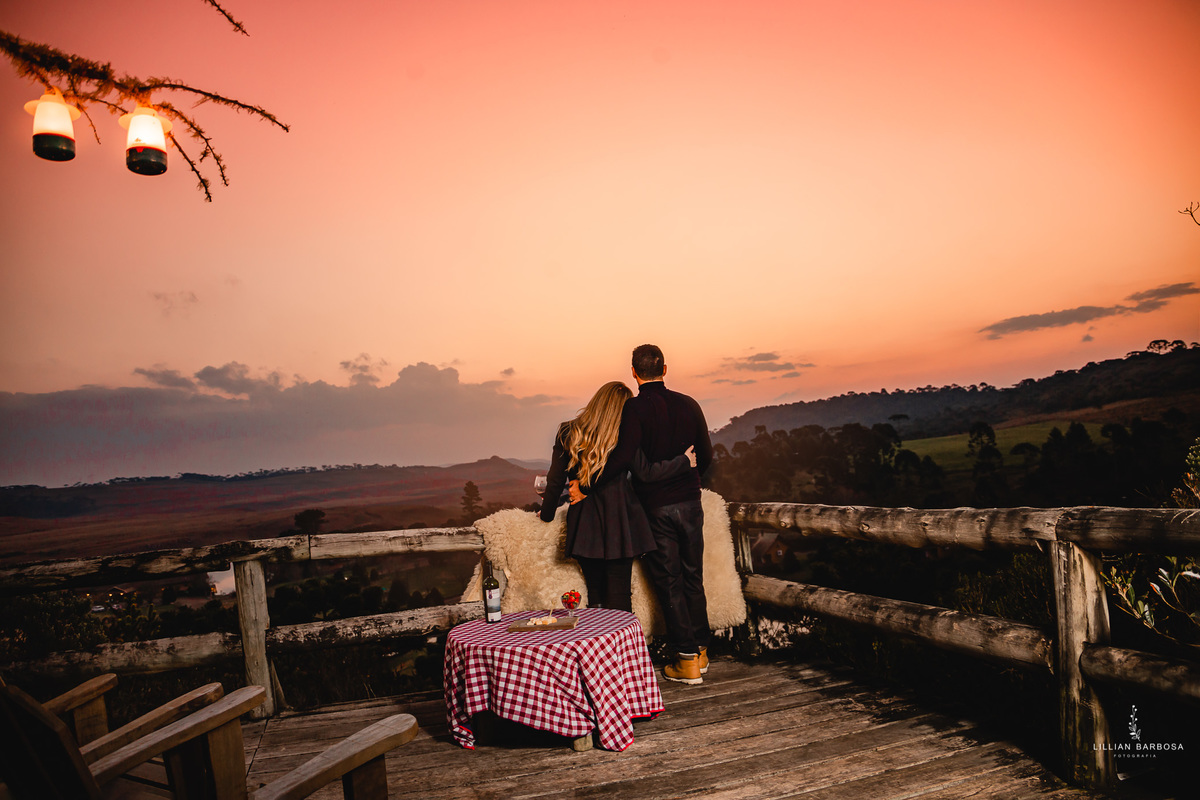 Ensaio-fotografico-casal-eco-resort-rio-do-rastro-fotografa-lillian-barbosa-fotos-no-resort-rio-do-rastro-bom-jardim-da-serra