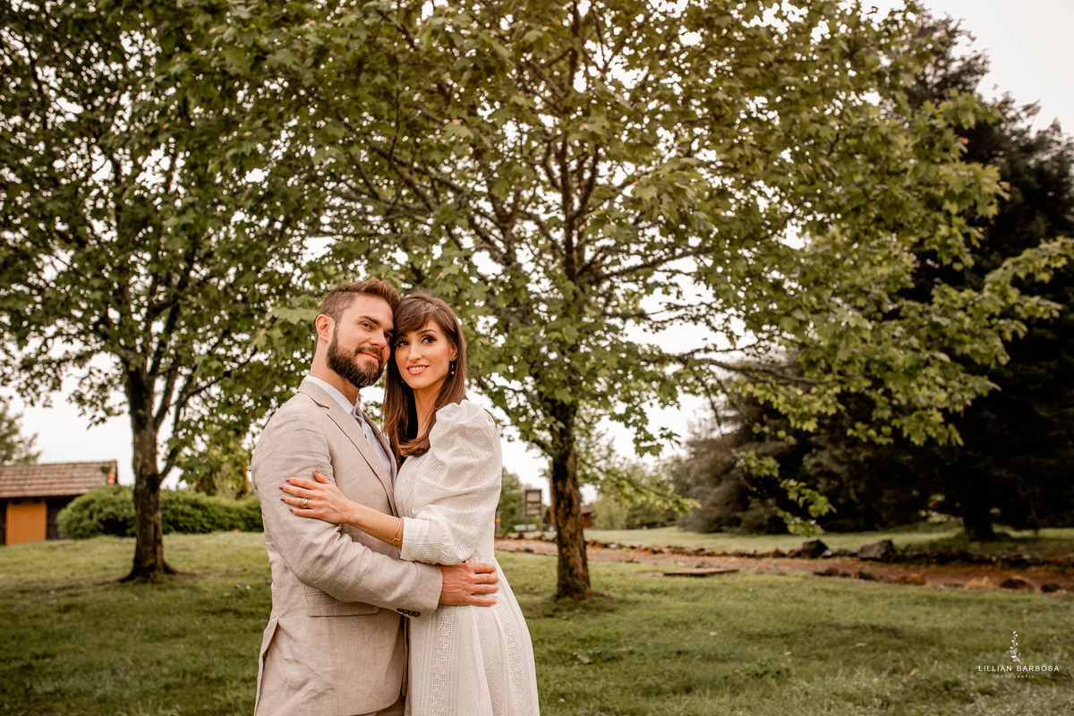 Ensaio-fotografico-casal-eco-resort-rio-do-rastro-fotografa-lillian-barbosa-fotos-no-resort-rio-do-rastro-bom-jardim-da-serra