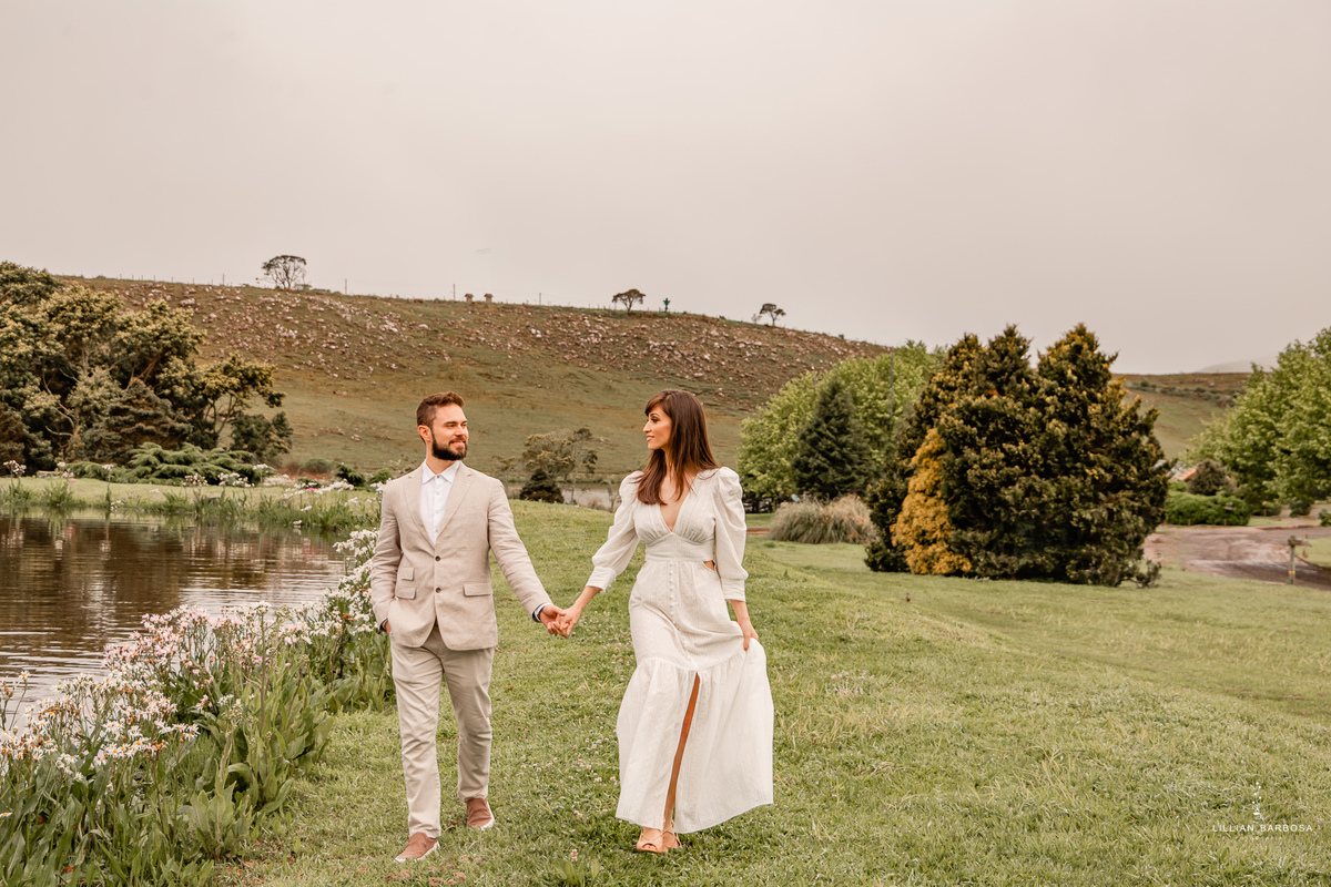 Ensaio-fotografico-casal-eco-resort-rio-do-rastro-fotografa-lillian-barbosa-fotos-no-resort-rio-do-rastro-bom-jardim-da-serra