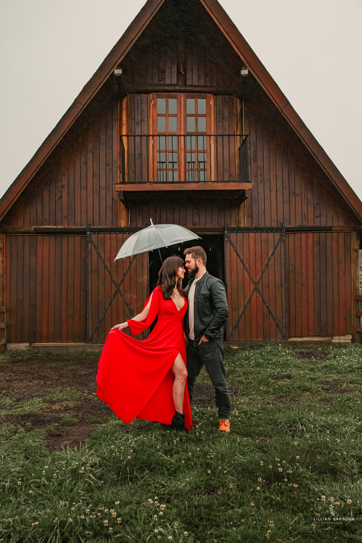 Ensaio-fotografico-casal-eco-resort-rio-do-rastro-fotografa-lillian-barbosa-fotos-no-resort-rio-do-rastro-bom-jardim-da-serra