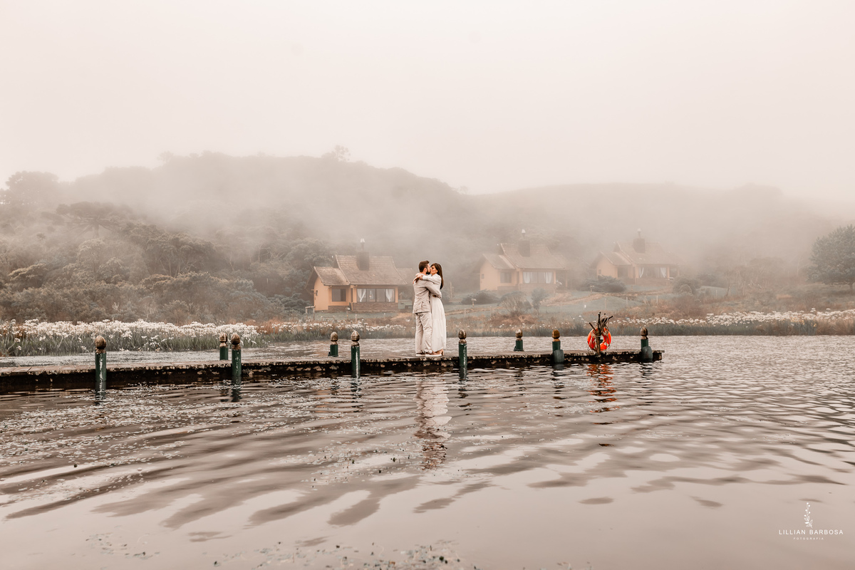 Ensaio-fotografico-casal-eco-resort-rio-do-rastro-fotografa-lillian-barbosa-fotos-no-resort-rio-do-rastro-bom-jardim-da-serra