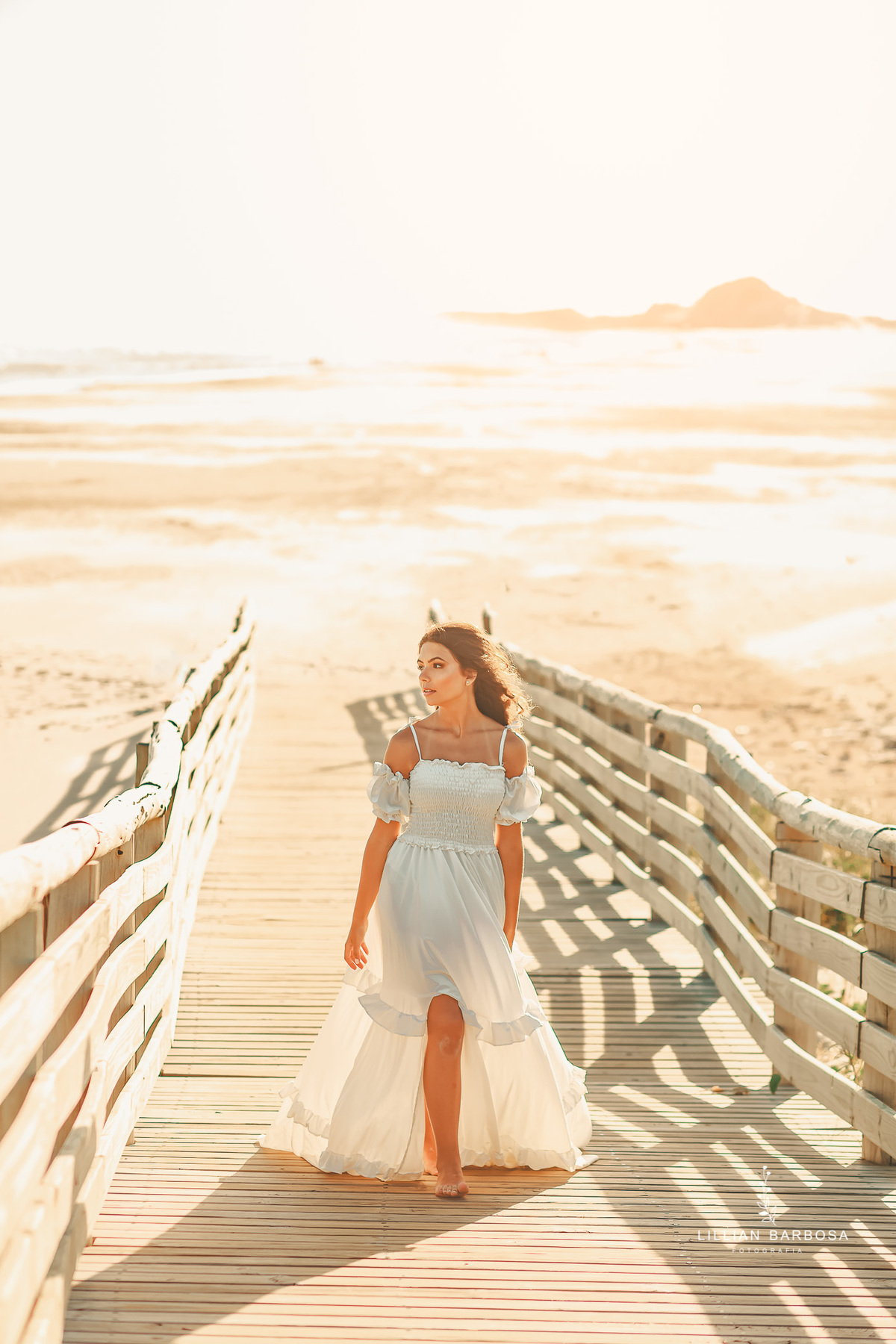 ensaio-de-15-anos-book-de-15-anos-laguna-praia-vestido-branco-fotografos-de-santa-catarina-fotografa-de-santa-catarina-fotografos-de-lauro-muller-fotografa-de-lauro-muller-fotografos-de-15-anos