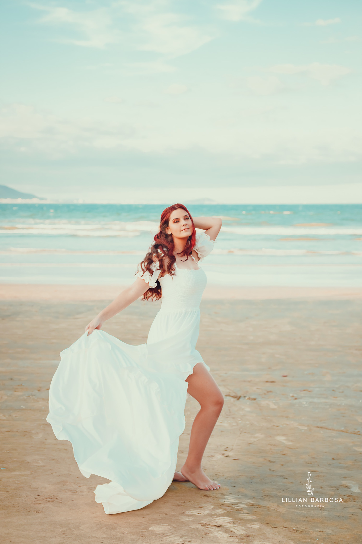 ensaio-de-15-anos-book-de-15-anos-itapirubá-praia-vestido-branco-fotógrafa-de-santa-catarina-fotógrafos-de-santa-catarina-fotógrafa-de-lauro-muller-fotógrafos-de-lauro-muller-fotógrafa-de-15-anos-fotógrafos-de-15-anos