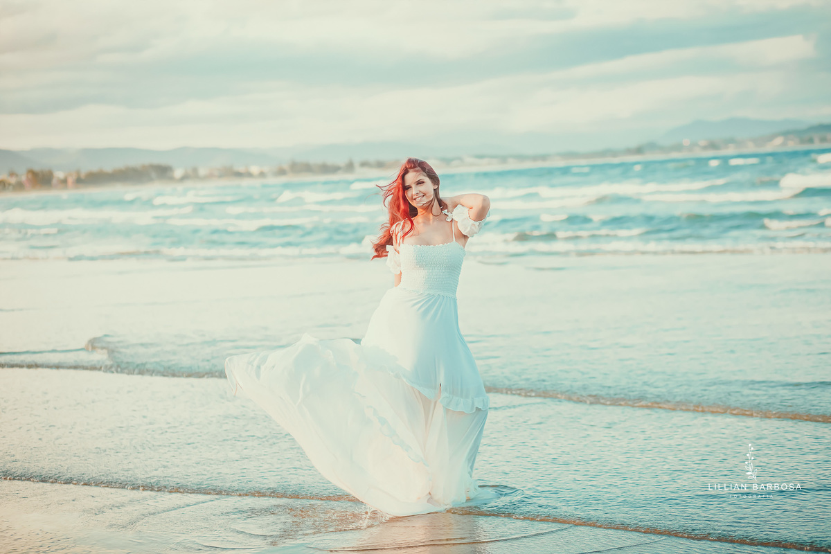 ensaio-de-15-anos-book-de-15-anos-itapirubá-praia-vestido-branco-fotógrafa-de-santa-catarina-fotógrafos-de-santa-catarina-fotógrafa-de-lauro-muller-fotógrafos-de-lauro-muller-fotógrafa-de-15-anos-fotógrafos-de-15-anos