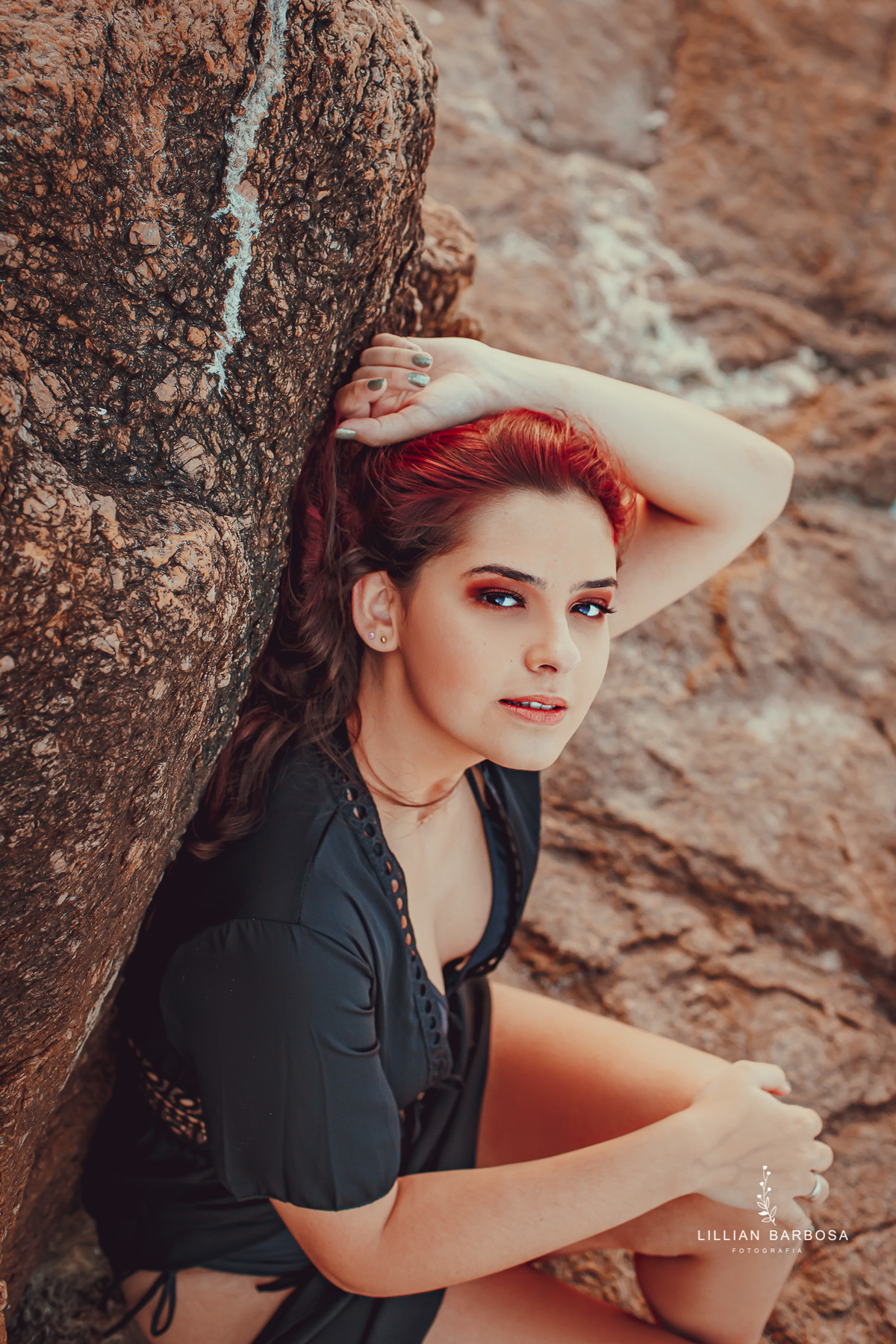 ensaio-de-15-anos-book-de-15-anos-itapirubá-praia-vestido-preto-fotógrafa-de-santa-catarina-fotógrafos-de-santa-catarina-fotógrafa-de-lauro-muller-fotógrafos-de-lauro-muller-fotógrafa-de-15-anos-fotógrafos-de-15-anos