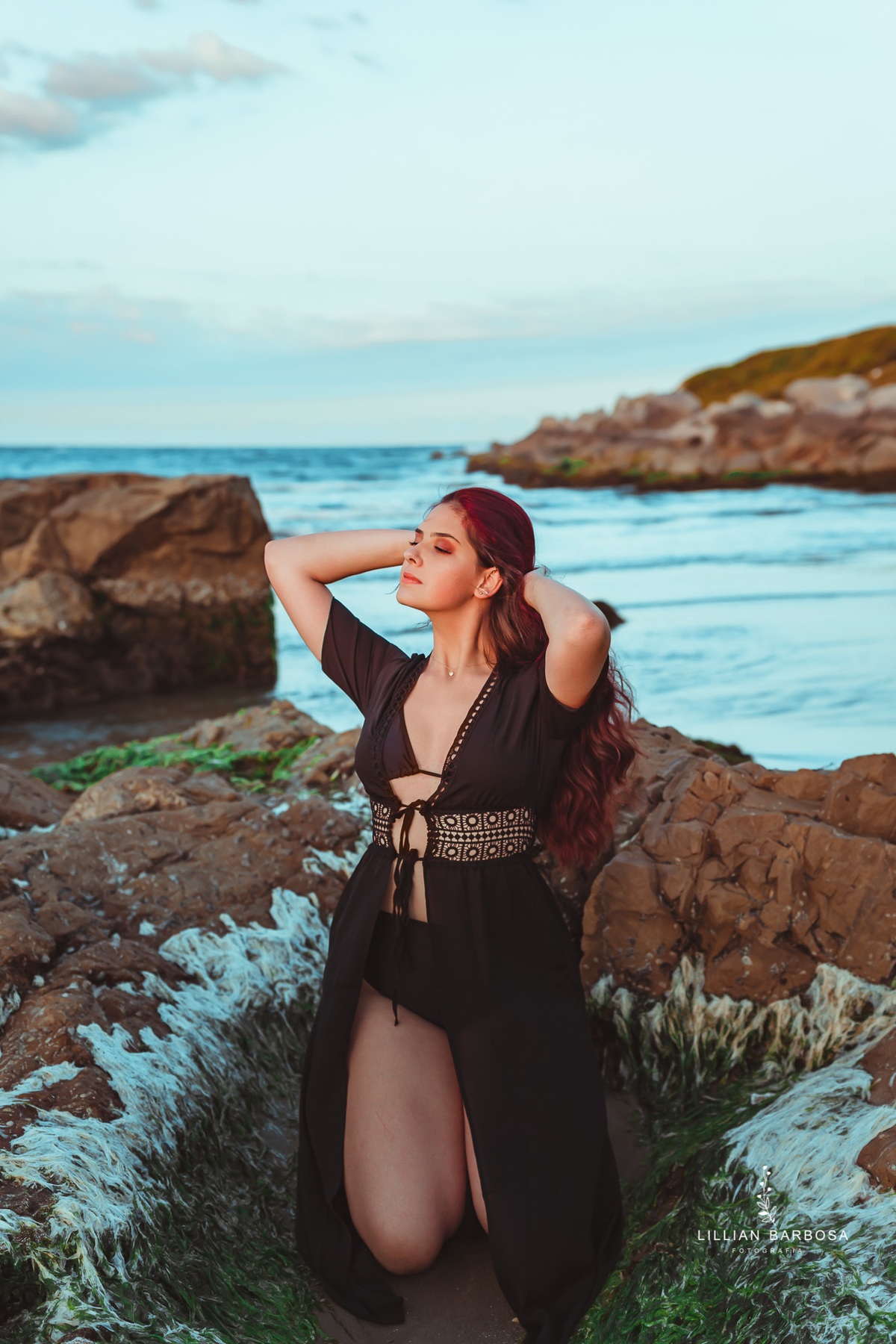 ensaio-de-15-anos-book-de-15-anos-itapirubá-praia-vestido-preto-fotógrafa-de-santa-catarina-fotógrafos-de-santa-catarina-fotógrafa-de-lauro-muller-fotógrafos-de-lauro-muller-fotógrafa-de-15-anos-fotógrafos-de-15-anos
