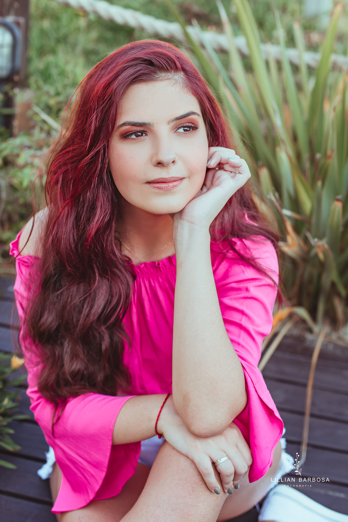 ensaio-de-15-anos-book-de-15-anos-itapirubá-cropped-rosa-shorts-jeans-fotógrafa-de-santa-catarina-fotógrafos-de-santa-catarina-fotógrafa-de-lauro-muller-fotógrafos-de-lauro-muller-fotógrafa-de-15-anos-fotógrafos-de-15-anos