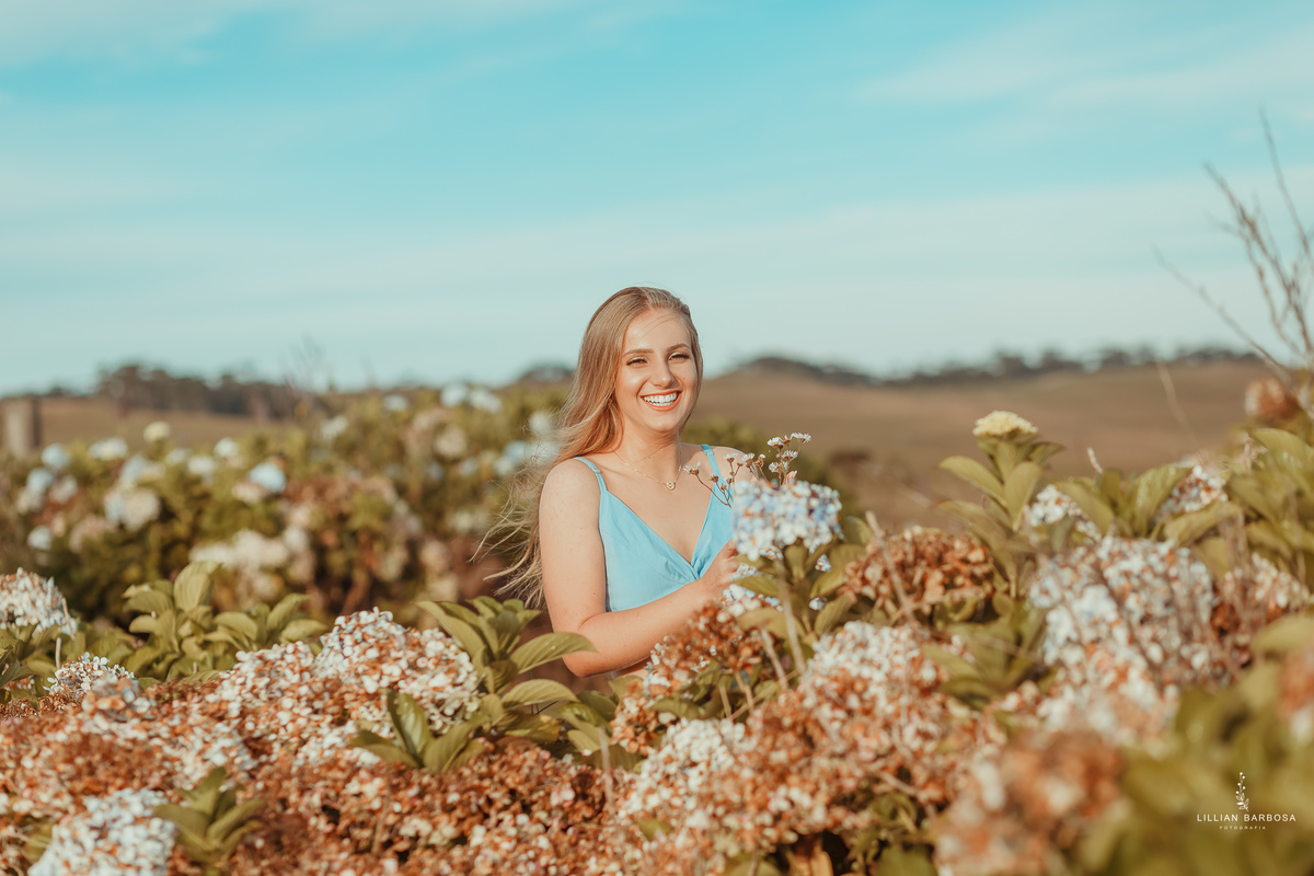 ensaio-de-15-anos-serra-do-rio-do-rastro-fotógrafa-de-santa-catarina-cropped-azul-calça-jeans-fotógrafos-de-santa-catarina-fotógrafa-de-lauro-muller-fotógrafos-de-lauro-muller-fotógrafa-de-15-anos