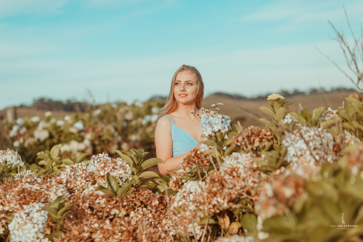 ensaio-de-15-anos-serra-do-rio-do-rastro-fotógrafa-de-santa-catarina-cropped-azul-calça-jeans-fotógrafos-de-santa-catarina-fotógrafa-de-lauro-muller-fotógrafos-de-lauro-muller-fotógrafa-de-15-anos