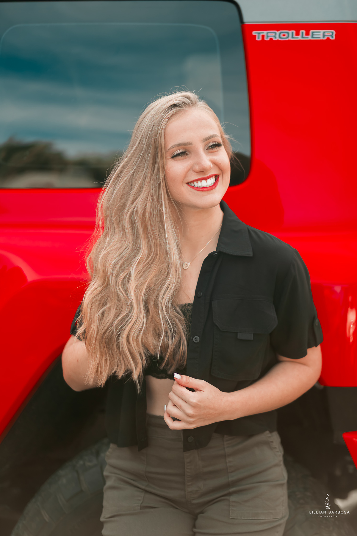 ensaio-de-15-anos-serra-do-rio-do-rastro-fotógrafa-de-santa-catarina-cropped-preto-calça-verde-escuro-jeep-troller-fotógrafos-de-santa-catarina-fotógrafa-de-lauro-muller-fotógrafos-de-lauro-muller-fotógrafa-de-15-anos