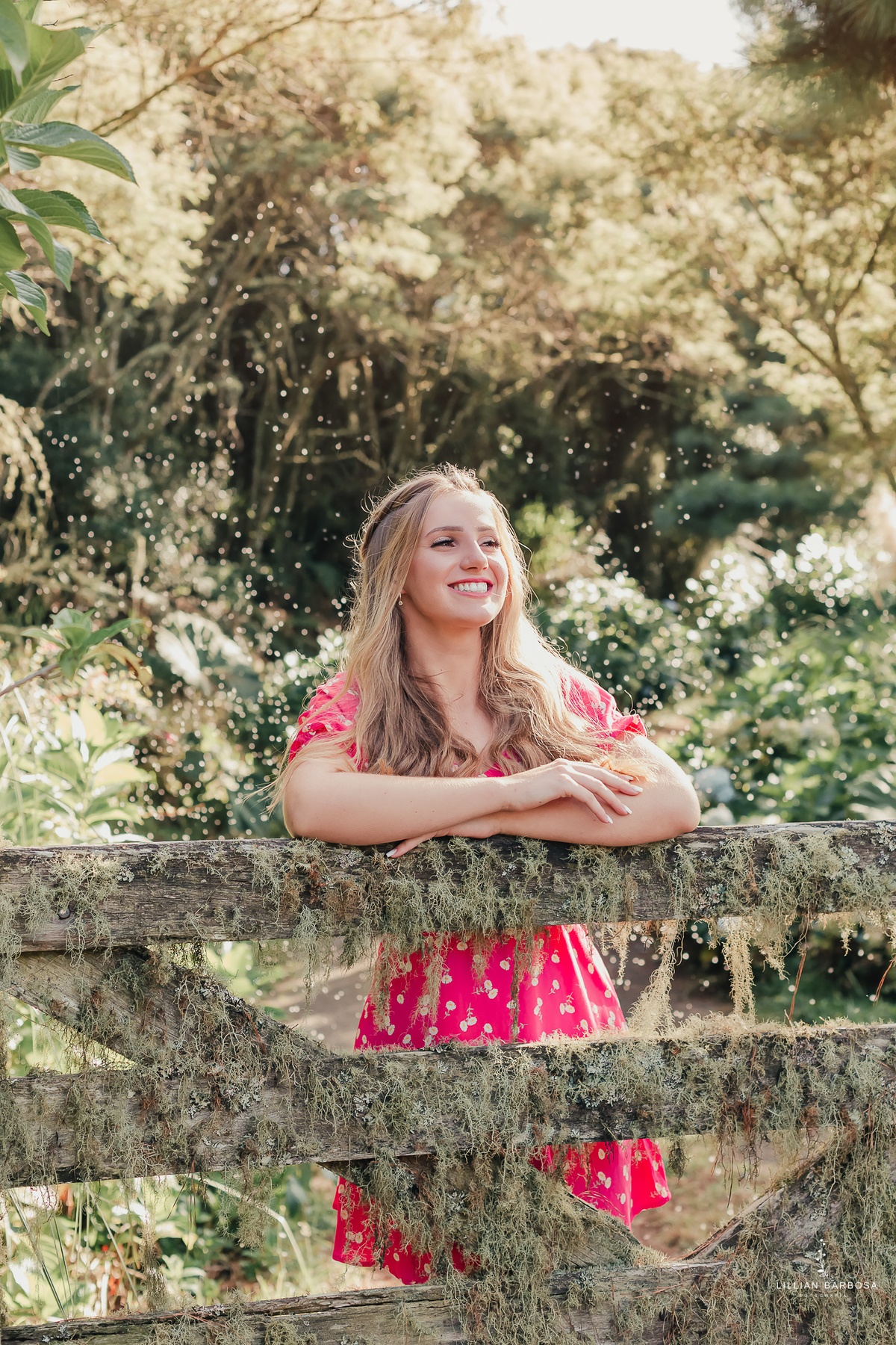 ensaio-de-15-anos-serra-do-rio-do-rastro-fotógrafa-de-santa-catarina-vestido-rosa-estampado-fotógrafos-de-santa-catarina-fotógrafa-de-lauro-muller-fotógrafos-de-lauro-muller-fotógrafa-de-15-anos
