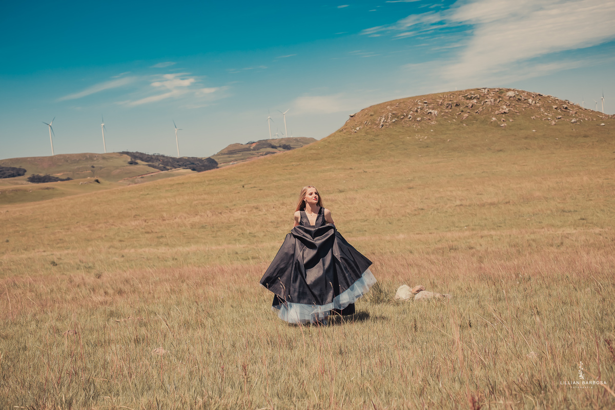 ensaio-de-15-anos-serra-do-rio-do-rastro-fotógrafa-de-santa-catarina-vestido-preto-fotógrafos-de-santa-catarina-fotógrafa-de-lauro-muller-fotógrafos-de-lauro-muller-fotógrafa-de-15-anos