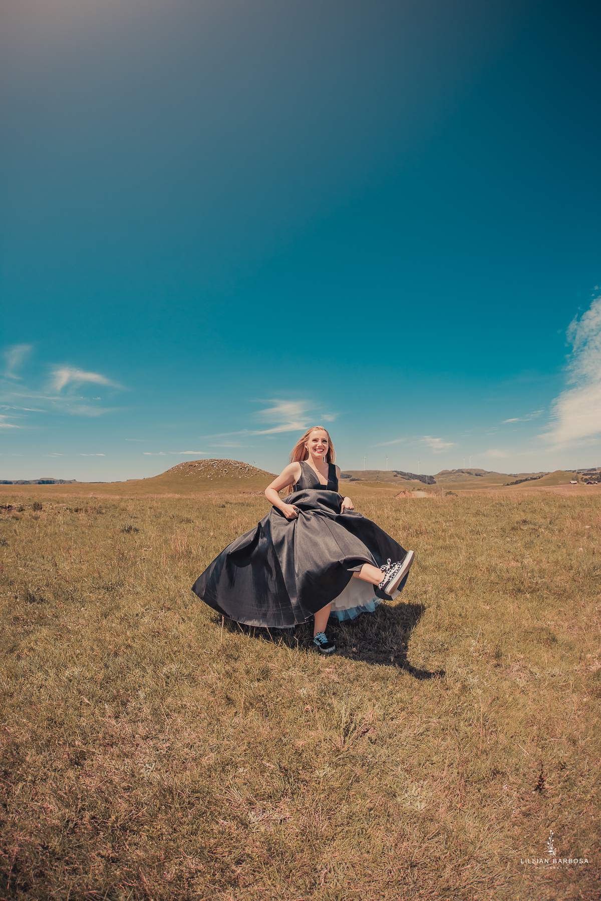 ensaio-de-15-anos-serra-do-rio-do-rastro-fotógrafa-de-santa-catarina-vestido-preto-fotógrafos-de-santa-catarina-fotógrafa-de-lauro-muller-fotógrafos-de-lauro-muller-fotógrafa-de-15-anos
