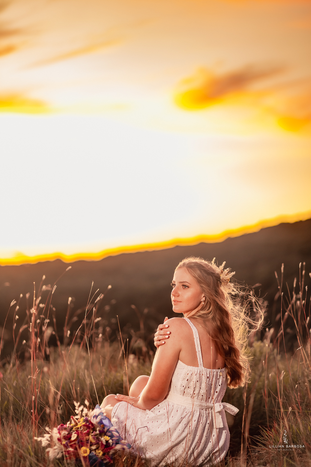 ensaio-de-15-anos-serra-do-rio-do-rastro-fotógrafa-de-santa-catarina-vestido-branco-fotógrafos-de-santa-catarina-fotógrafa-de-lauro-muller-fotógrafos-de-lauro-muller-fotógrafa-de-15-anos