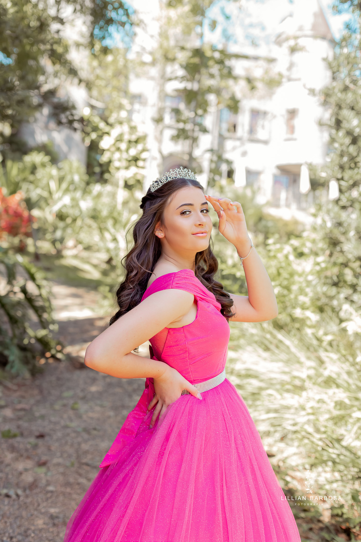 ensaio-de-15-anos-castelo-britanico-castelo-em-cocal-do-sul-castelo-em-santa-catarina-vestido-rosa-fotógrafa-de-santa-catarina-fotógrafos-de-santa-catarina-fotógrafa-de-lauro-muller-fotógrafos-de-lauro-muller-fotógrafa-de-15-anos