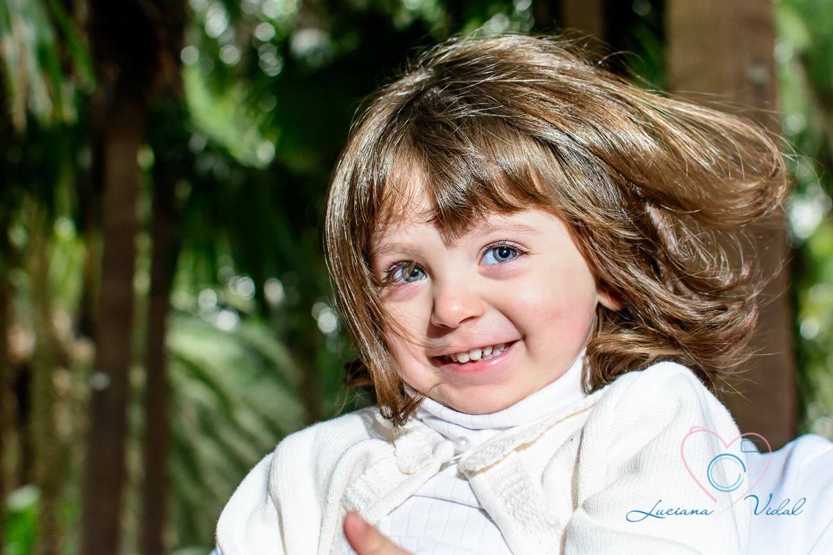 Fotografia Luciana Vidal, ensaio família, foto no parque, fotos de família, no parque ibirapuera, em São Paulo, SP Melissa linda e doce como o nome diz.
