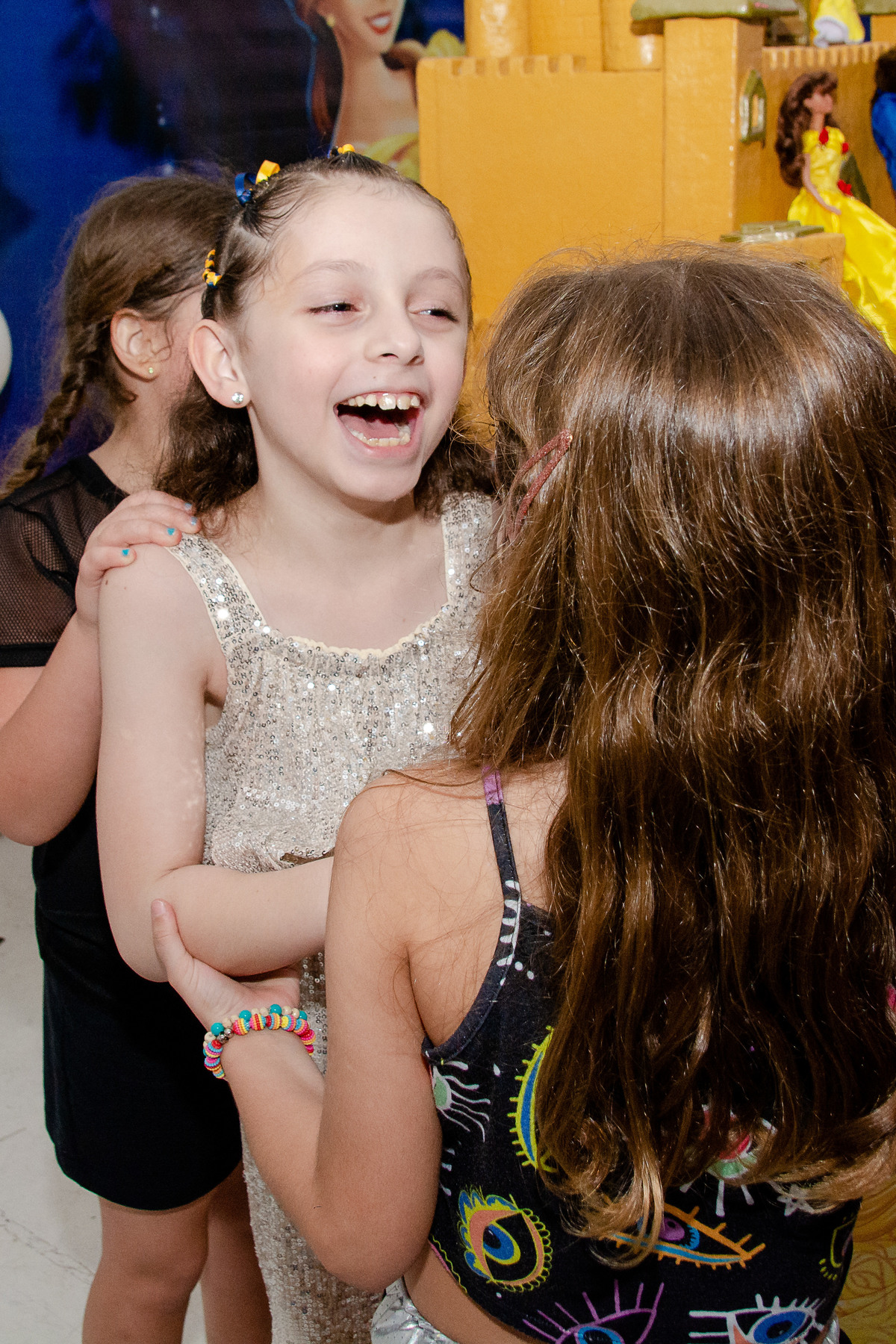 Decoração Bela e a Fera fotos familia  festa infantil aniversário Buffet Olimpo Luciana Vidal Fotografia 