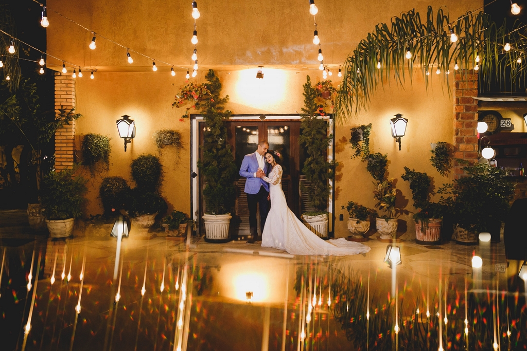 Ensaio de casamento em cerimonia ao pôr do sol no salão de festas Spazio Villa Regia em fotografia profissional Brasília Df