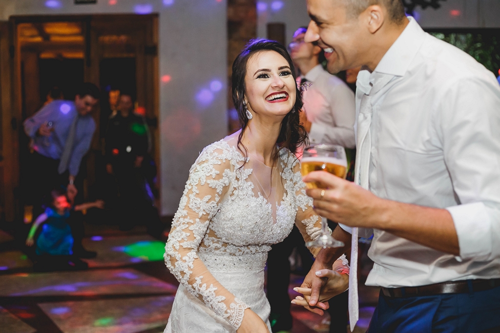 Dança do casal em festa de casamento com filmagem capela filmes no Spazio Villa Regia Brasília Df fotografia profissional