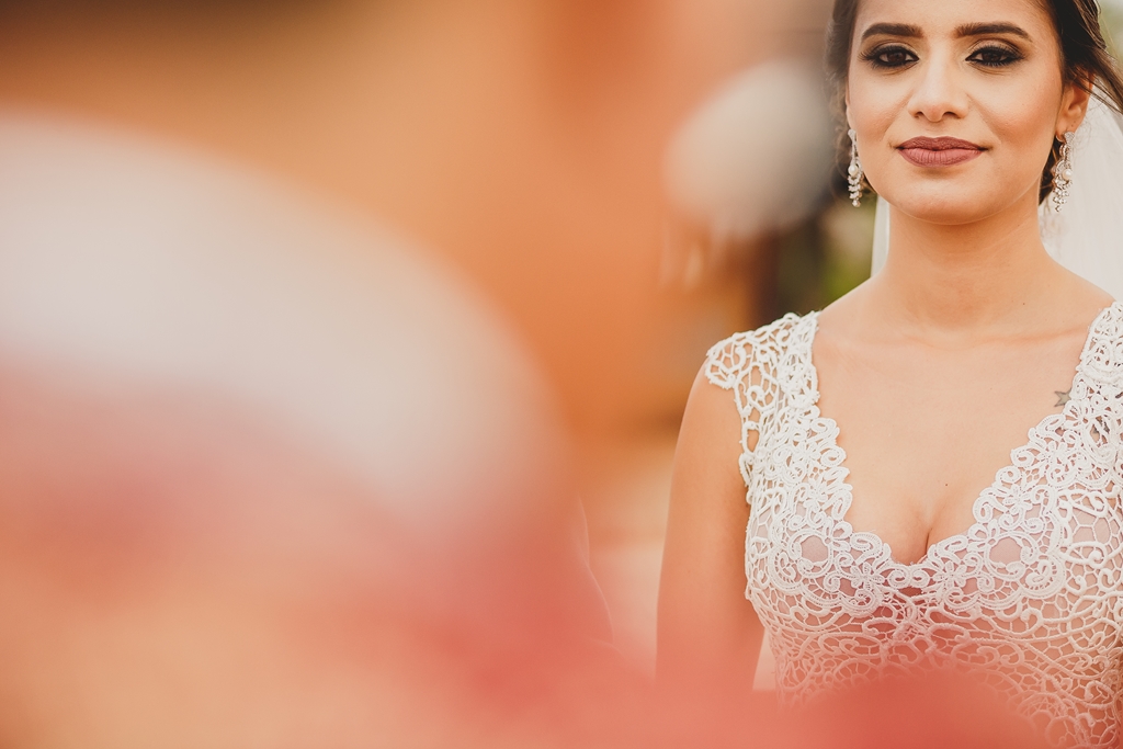 Destination Wedding cerimônia na praia no Zorah Beach Hotel Fortaleza CE em fotografia profissional de casamento fotógrafo Philipe Nogueira