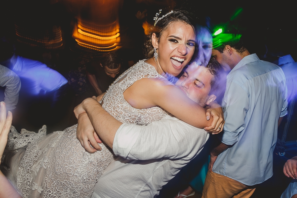 Pista de dança em festa de casamento no Zorah Beach Hotel Fortaleza CE pelo fotografo profissional de casamento Philipe Nogueira