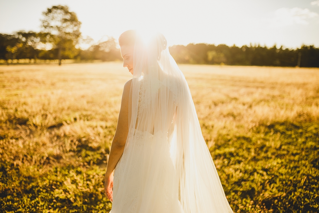 Ensaio de noiva com vestido La fiancee no Brasília Country Club pelo fotografo Philipe Nogueira
